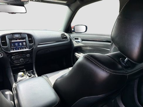 Used 2021 Chrysler 300 S w/ S Model Appearance Package RWD image 22