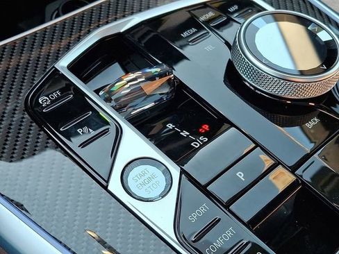 New 2026 BMW X5 M60i image 13