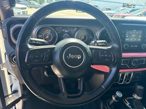 Used 2019 Jeep Wrangler Unlimited Sport S AWD/4WD image 6