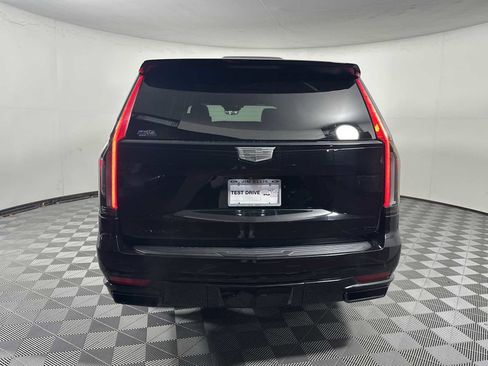 Used 2021 Cadillac Escalade ESV Sport w/ Driver Assist Tech Package AWD/4WD image 6