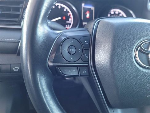 Used 2023 Toyota Camry SE image 17