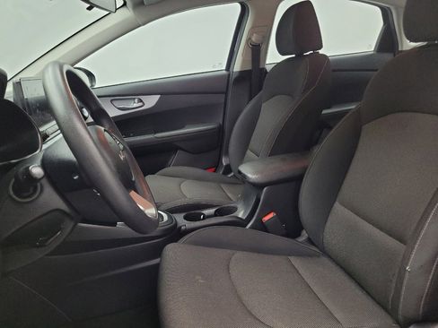 Used 2023 Kia Forte LXS FWD image 17