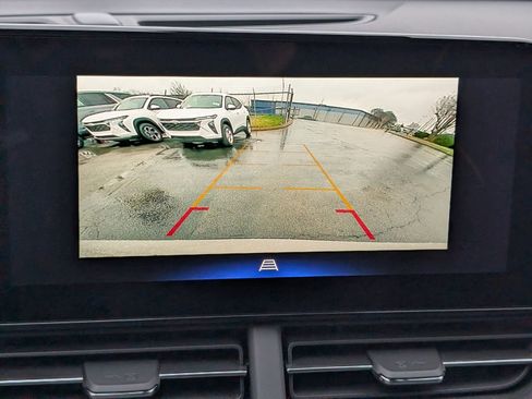 New 2026 Chevrolet Trax ACTIV w/ Driver Confidence Package FWD image 12