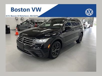 Used 2024 Volkswagen Tiguan SE