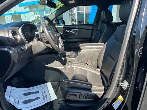 Used 2022 Chevrolet Blazer Premier image 11