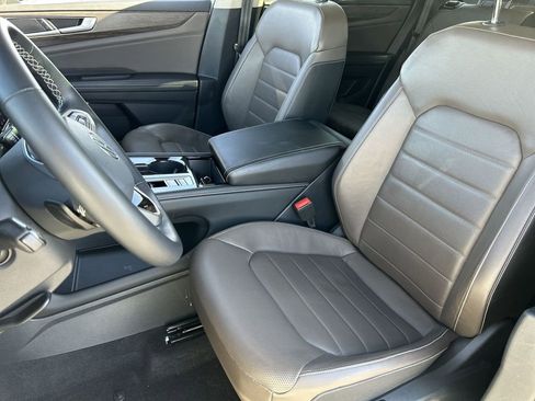 Used 2024 Volkswagen Atlas SEL image 20