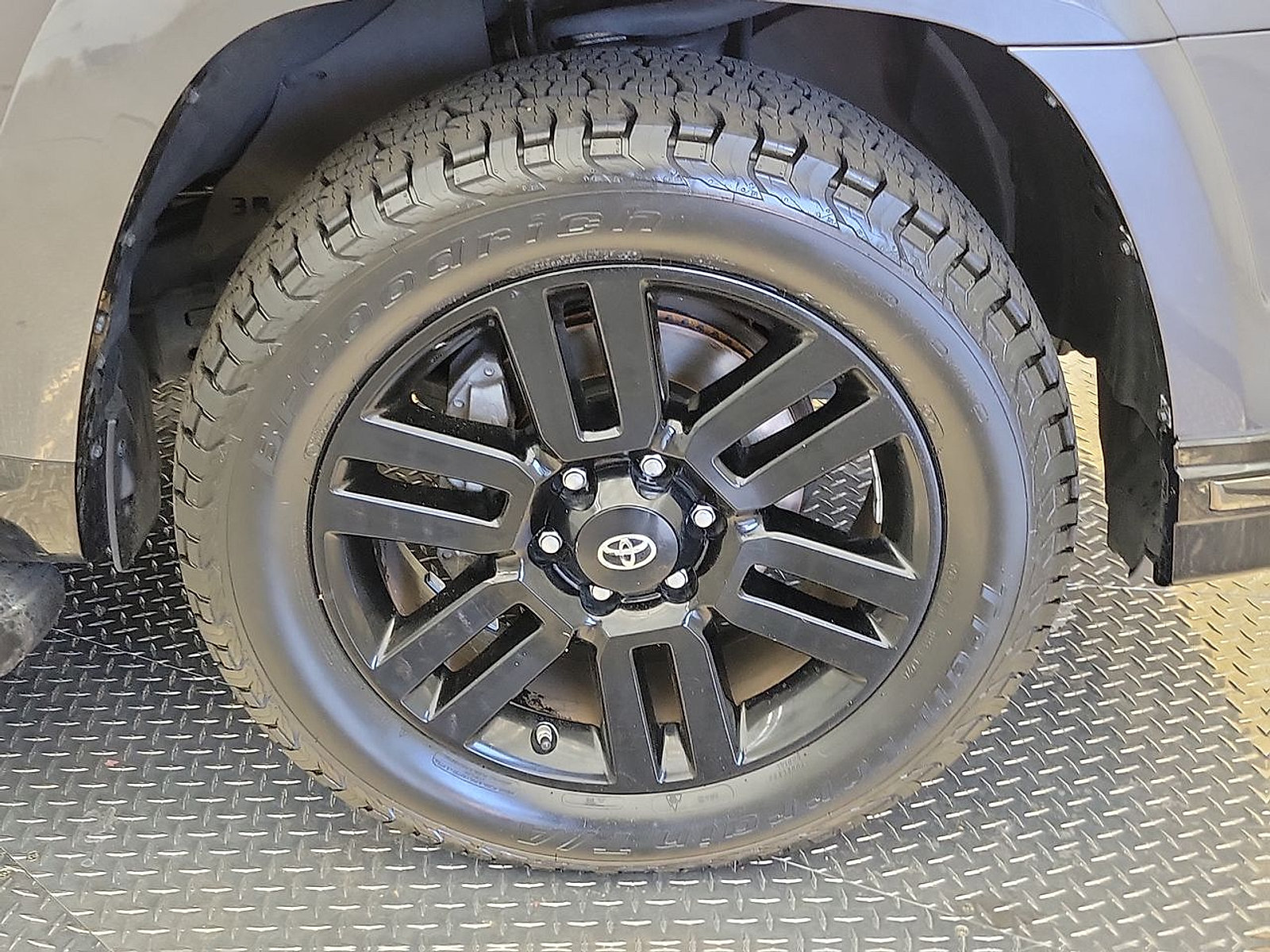 Used 2021 Toyota 4Runner Nightshade AWD/4WD image 31
