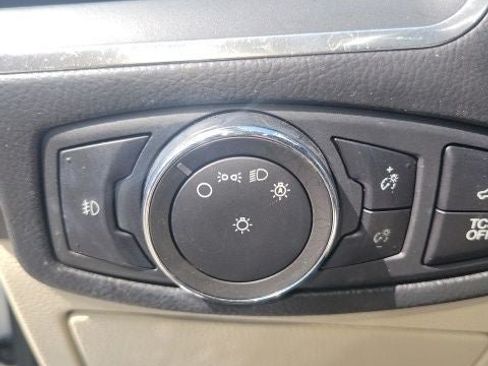 Used 2023 Ford Edge Titanium AWD/4WD image 17