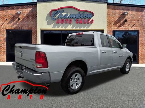 Used 2011 RAM 1500 Classic SLT AWD/4WD image 4