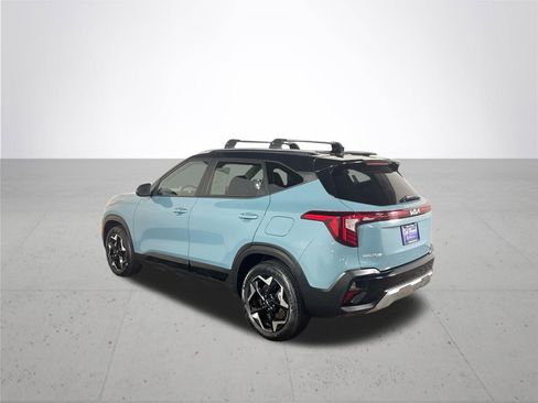 Used 2025 Kia Seltos S image 8