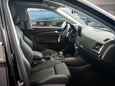 Certified 2024 Audi Q5 2.0T Premium w/ Convenience Package image 23