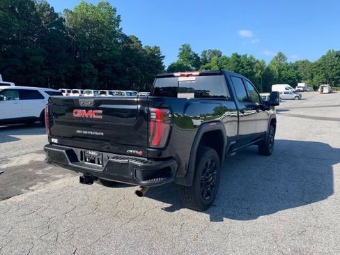 Used 2024 GMC Sierra 3500 AT4 w/ AT4 Preferred Package AWD/4WD image 10