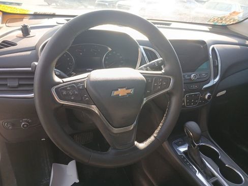 Used 2023 Chevrolet Equinox LT image 16