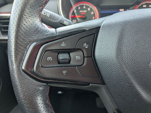 Used 2021 Chevrolet TrailBlazer RS w/ Technology Package image 19