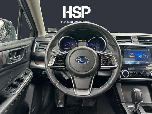 Used 2019 Subaru Outback 2.5i Limited AWD/4WD image 12