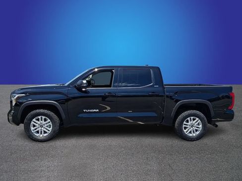 Used 2023 Toyota Tundra SR5 w/ SR5 Premium Package AWD/4WD image 7
