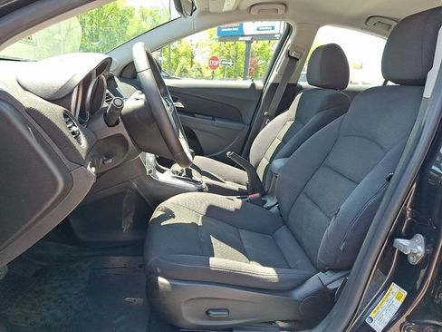 Used 2014 Chevrolet Cruze LT w/ Technology Package FWD image 14