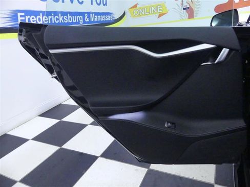 Used 2017 Tesla Model S 75D image 23