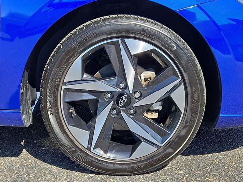 Certified 2023 Hyundai Elantra SEL w/ Convenience Package image 33