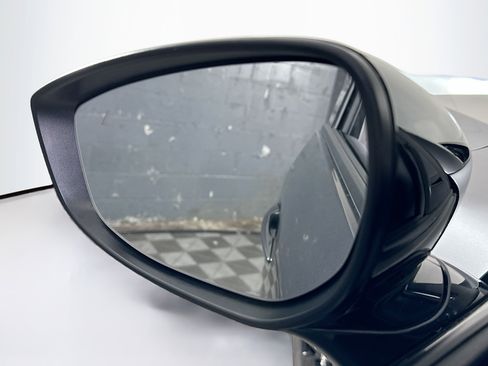 Used 2025 MAZDA CX-50 AWD 2.5 Hybrid w/ Premium Pkg image 16