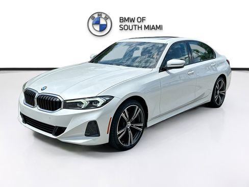 Certified 2023 BMW 330i Sedan w/ Premium Package RWD image 3