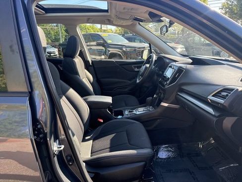 Used 2022 Subaru Forester Premium AWD/4WD image 13