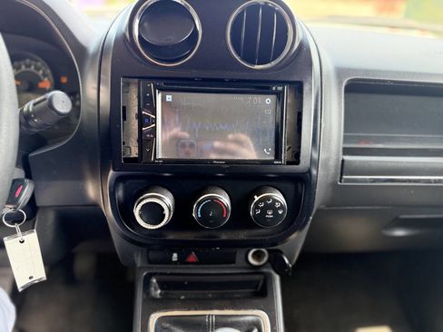 Used 2015 Jeep Patriot Sport FWD image 15