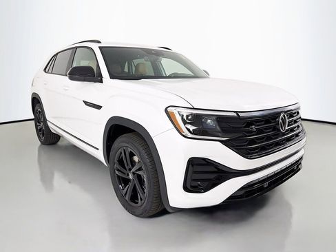 New 2026 Volkswagen Atlas Cross Sport SEL R-Line AWD/4WD image 1