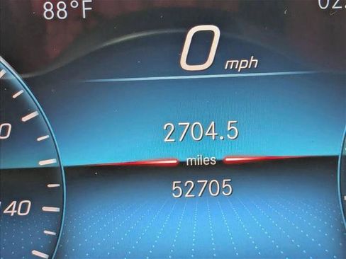 Used 2022 Mercedes-Benz GLS 450 4MATIC image 4