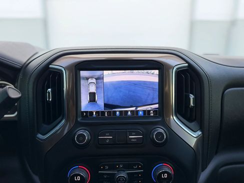 Used 2022 Chevrolet Silverado 3500 High Country AWD/4WD image 18