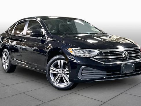 Used 2022 Volkswagen Jetta SE FWD image 3