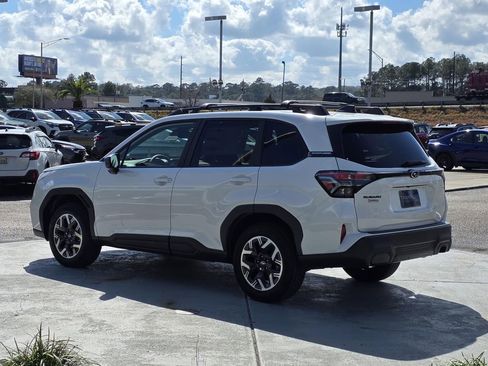 New 2026 Subaru Forester Premium image 5