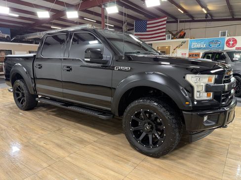 Used 2017 Ford F150 Lariat w/ Equipment Group 502A Luxury AWD/4WD image 3