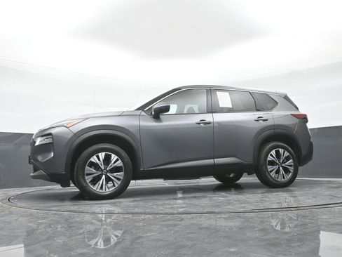 Used 2021 Nissan Rogue SV image 40