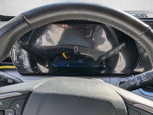 Used 2024 Chevrolet Trax LT w/ Driver Confidence Package image 13