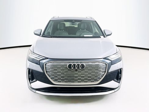 Used 2024 Audi Q4 e-tron Prestige AWD/4WD image 2