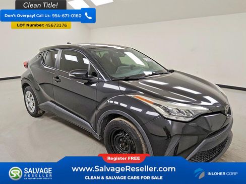 Used 2020 Toyota C-HR LE image 5