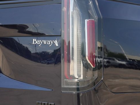 Used 2021 Cadillac Escalade Premium Luxury RWD image 21