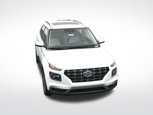 New 2026 Hyundai Venue SEL FWD image 25