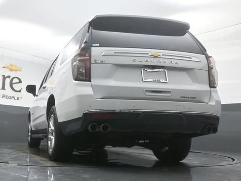 Used 2023 Chevrolet Suburban Premier image 57