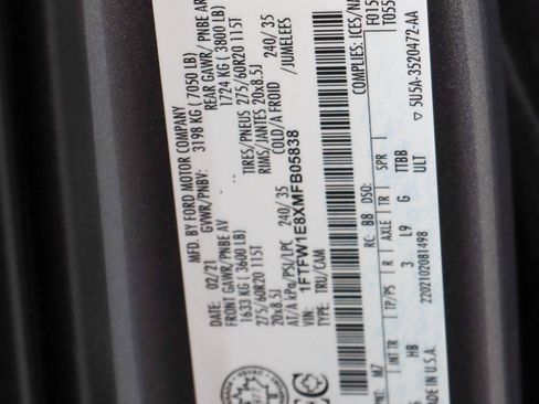 Used 2021 Ford F150 Lariat w/ Equipment Group 502A High image 33