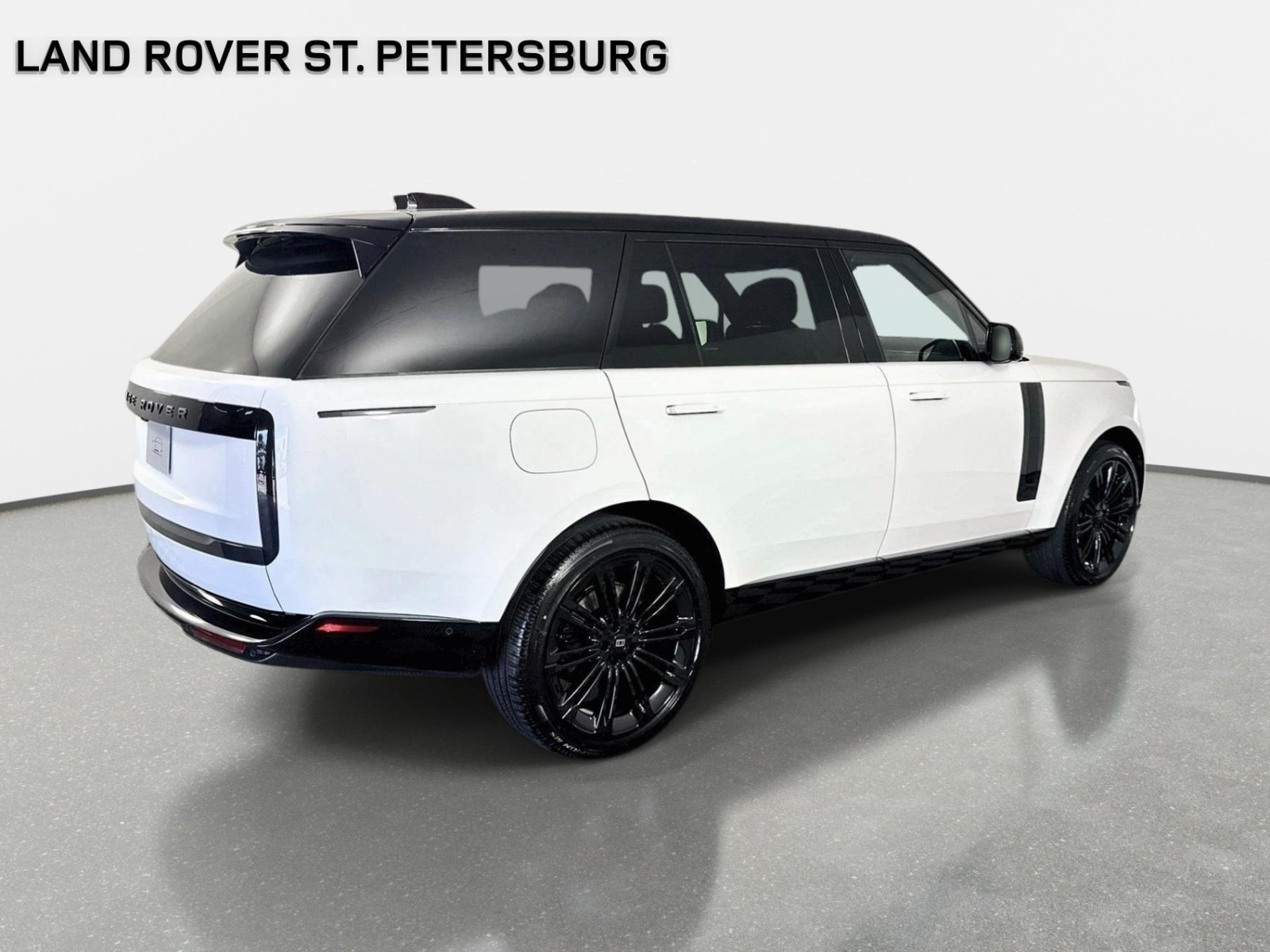 New 2027 Land Rover Range Rover Long Wheelbase SE AWD/4WD image 5