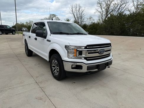 Used 2020 Ford F150 XLT w/ Equipment Group 301A Mid image 3