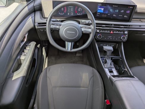 Used 2025 Hyundai Tucson SEL image 4