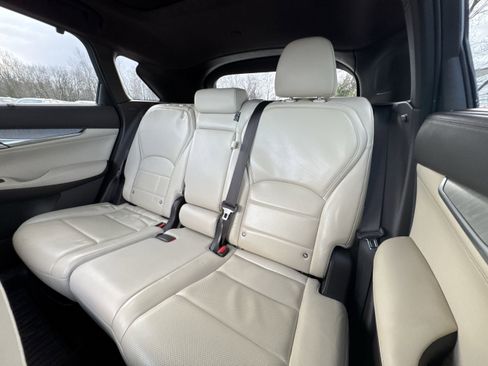 Used 2019 INFINITI QX50 Essential w/ Sensory Package image 26