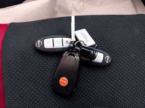 Used 2024 Nissan Z Performance w/ Floor Mat Package RWD image 33