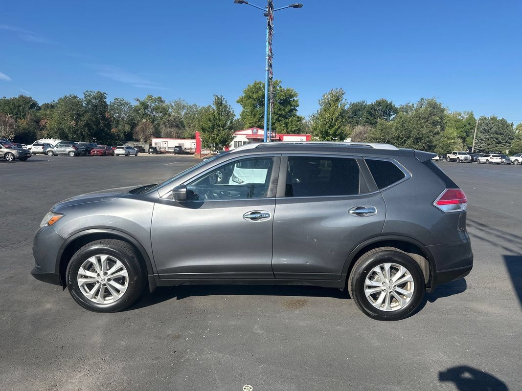 Used 2015 Nissan Rogue SV AWD/4WD image 15