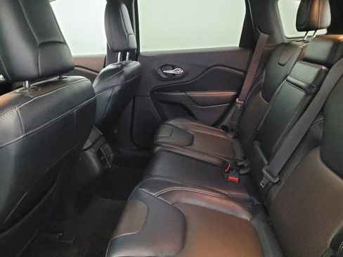 Used 2015 Jeep Cherokee Limited AWD/4WD image 18