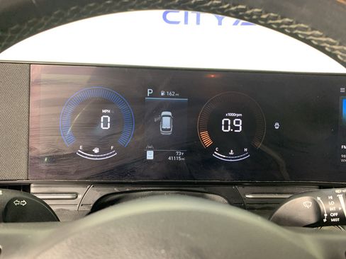 Used 2024 Hyundai Kona SEL FWD image 23