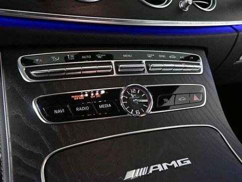 Used 2019 Mercedes-Benz E 63 AMG S image 15
